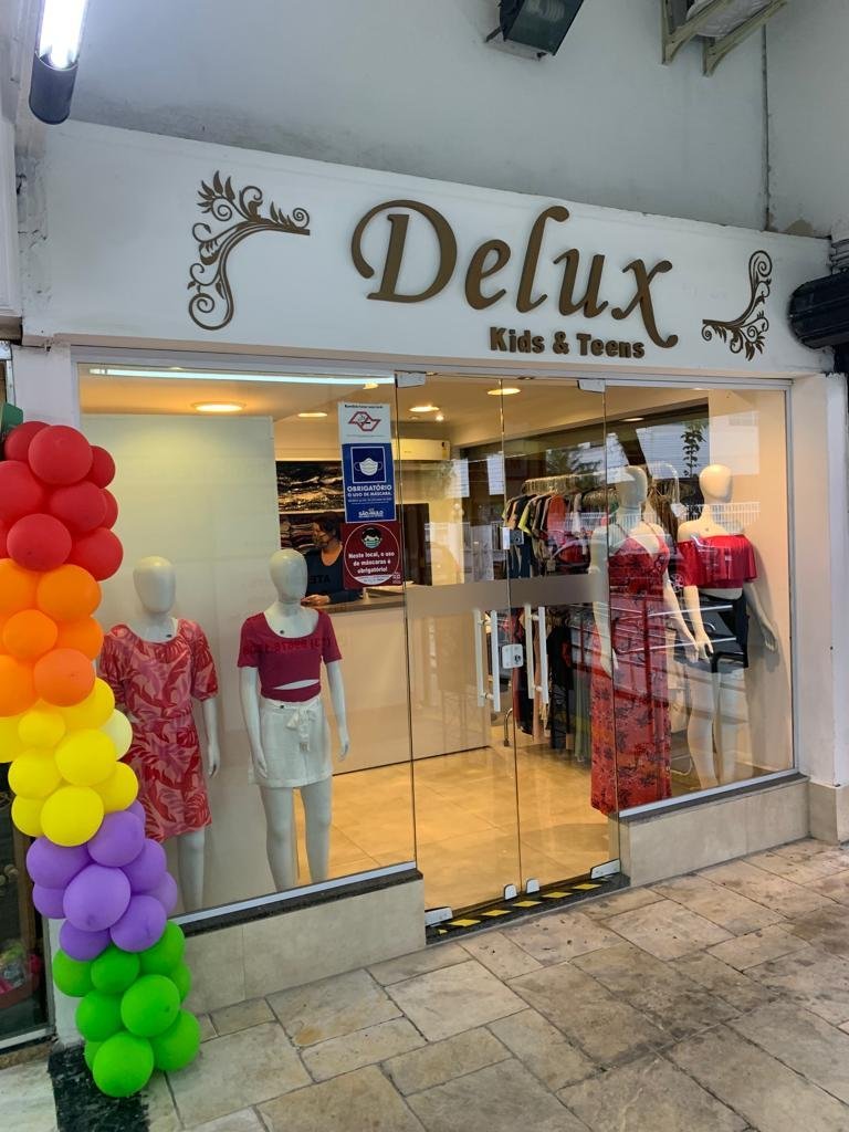 Delux Teens